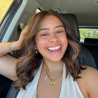 Kaitlyn Edejer, Women Fashion influencer in San Francisco