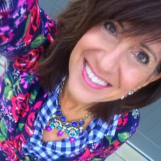 Claudia Hannon, Women Fashion influencer in Denver