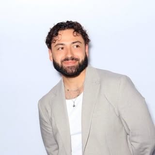 ABRAHAM CORELLA, Lifestyle influencer in Boston