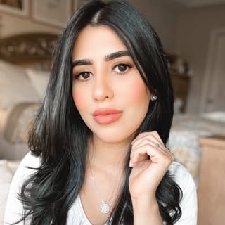 Maria Khan-Zuberi | Chicago Lifestyle & Travel, Lifestyle influencer in Chicago