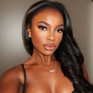 Alicia Vanessa, Travel influencer in Charlotte