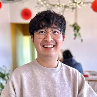 Michael | PDX Content Creator ✨, Travel influencer in Portland