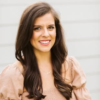 Candice | Seattle Food & Travel Photographer, Chefs & Culinary influencer in Seattle