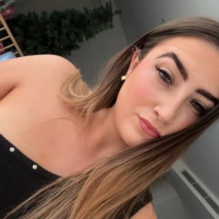 KARIS LUCKHURST | Model | Mother, Modelling & Talent influencer in Perth