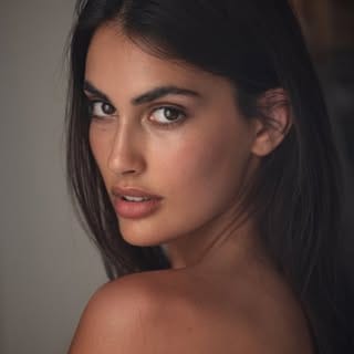 Nadine, Modelling & Talent influencer in Frankfurt