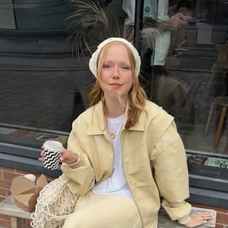 Holly Rebecca White, Beauty & Skincare influencer in Manchester