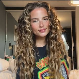 Karen / UK Curly girl, Beauty & Skincare influencer in Bristol