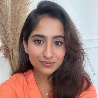 Dr. Sushmita Dixit, Beauty & Skincare influencer in Mumbai