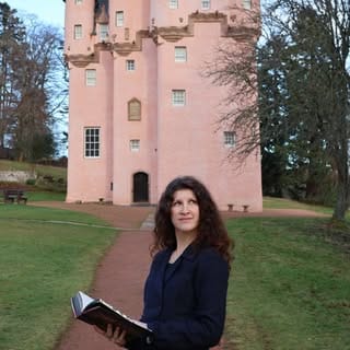 Barbara • Scotland & UK travel • Books, SaaS/B2B influencer in Edinburgh