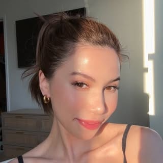 Julia Hsiao, Women Fashion influencer in San Francisco