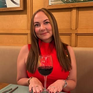 Chloe Leanne - Gluten Free Food, Travel & a Cat Mum Life, Chefs & Culinary influencer in Liverpool