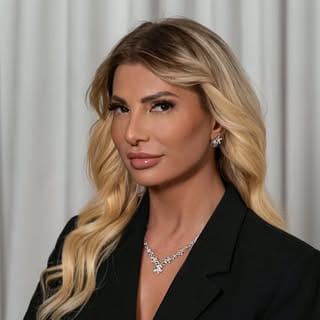 Angeliki Tsani, Jewelry & Watches influencer in UK