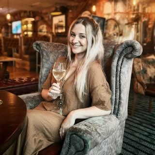Dani | Manchester Food & Travel Blogger 🐝, SaaS/B2B influencer in Manchester