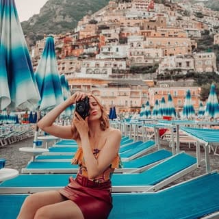 Victoria Chmel | Travel Content Creator, SaaS/B2B influencer in Paris