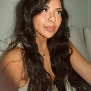 Ana, Women Fashion influencer in Edmonton