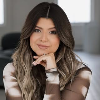 J E N E V O Y, Entrepreneurs influencer in Toronto