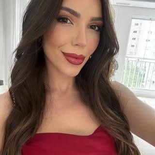 Bruna Fonseca, eCommerce/DTC influencer in Capri
