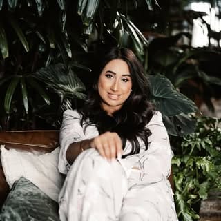 Sukhi Dhaliwal | Makeup Artist, Beauty & Skincare influencer in Vancouver
