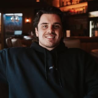Ryan Straz, Sports & Athletes influencer in Calgary