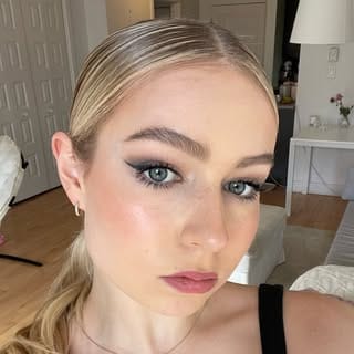 Holly Harris 🦋✨, Fitness & Health influencer in Beijing