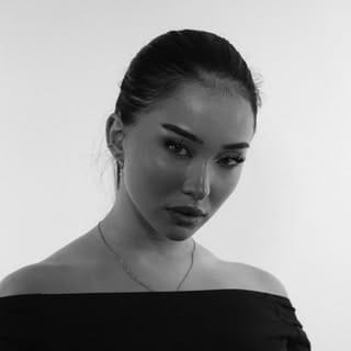 𝐌𝐀𝐑𝐈𝐀, Women Fashion influencer in Frankfurt