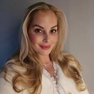 zana_cvjetkovic_hamburg, Salon & Grooming Services influencer in Hamburg