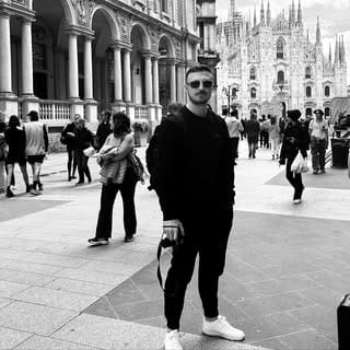 Arlind Photography, Travel influencer in Frankfurt