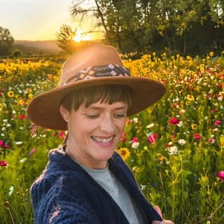 Stefanie | PDX | PNW | Travel 📷🎒🏕, Travel influencer in Portland