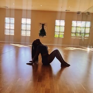 Asia Chantell Yoga, Yoga & Meditation influencer in Chicago
