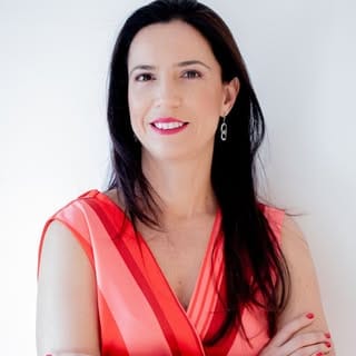 YOGA FACIAL Ale Scavone, Yoga influencer in Spain
