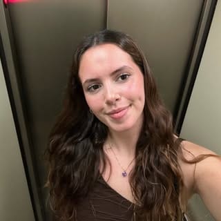 Ｙａｄｉｒａ Ｇａｒｃíａ🥀, Women Fashion influencer in Málaga