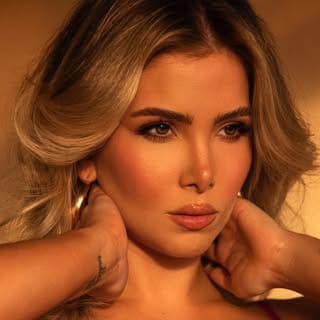 Maquilladora Profesional | Oriana Giménez, Beauty & Skincare influencer in Barcelona