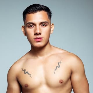 Fernando Silva, Women Fashion influencer in Cancún
