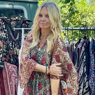 REDPOPPYVINTAGE, Vintage & Antique influencer in Mexico