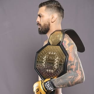 Hugo Hooligan Flores 🇲🇽, Sports & Athletes influencer in Guadalajara