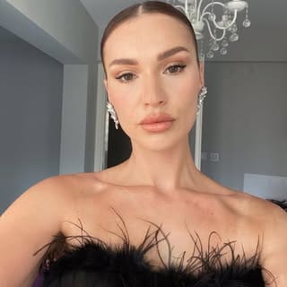 SEVİ 💎, Beauty & Skincare influencer in Liverpool