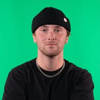 Alex deCunha, Sports & Athletes influencer in London