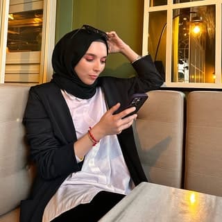 Gözde Büşra, Travel influencer in Copenhagen