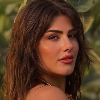 Sarah Malas, Women Fashion influencer in Dubai