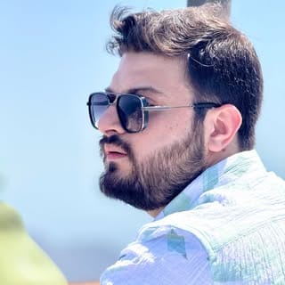 YaZdan Shah, Travel influencer in Almaty