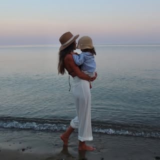 Sienna Hollen, Podcast & Audio influencer in UAE