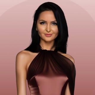 Natalia, Women Fashion influencer in Vienna