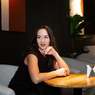 Tania Romanenia | Wellness Coach | Yoga & Mental Health | UGC, Yoga & Meditation influencer in Dubai