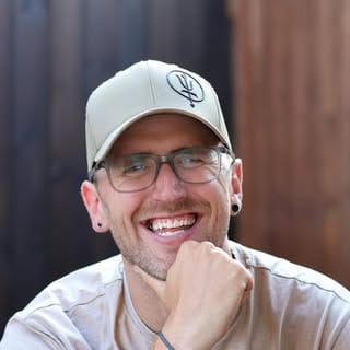 Christopher Hill, Jewelry & Watches influencer in Estonia