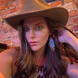 Brooke Laughton, Modelling & Talent influencer in Manchester