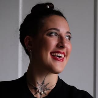 Lina, Technology influencer in San Diego