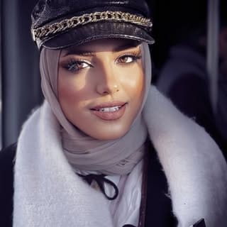 ℕ𝕠𝕦𝕣 𝕄𝕠𝕦𝕤𝕝𝕪 - نور موصلي, Women Fashion influencer in Istanbul