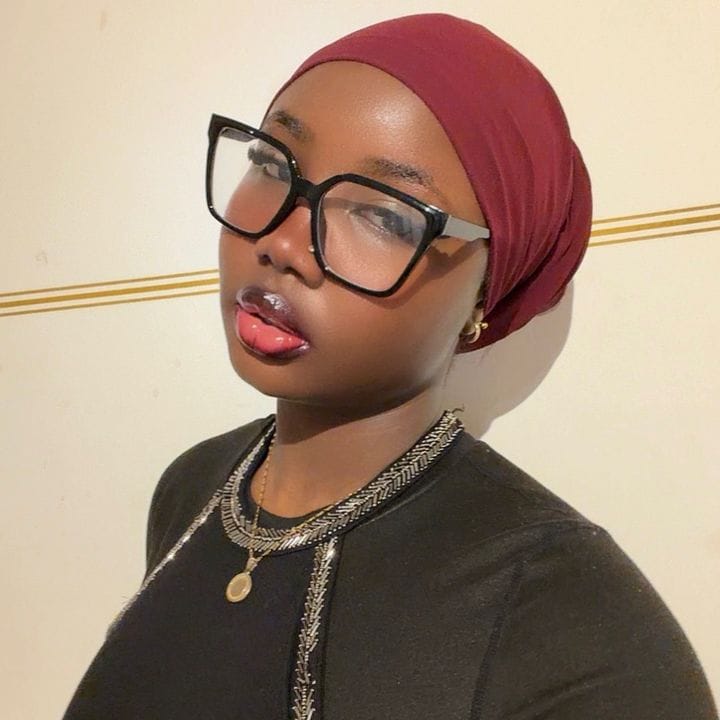 𝓩𝓮𝓮𝔃𝓪𝓱🌺, Dance influencer in UK