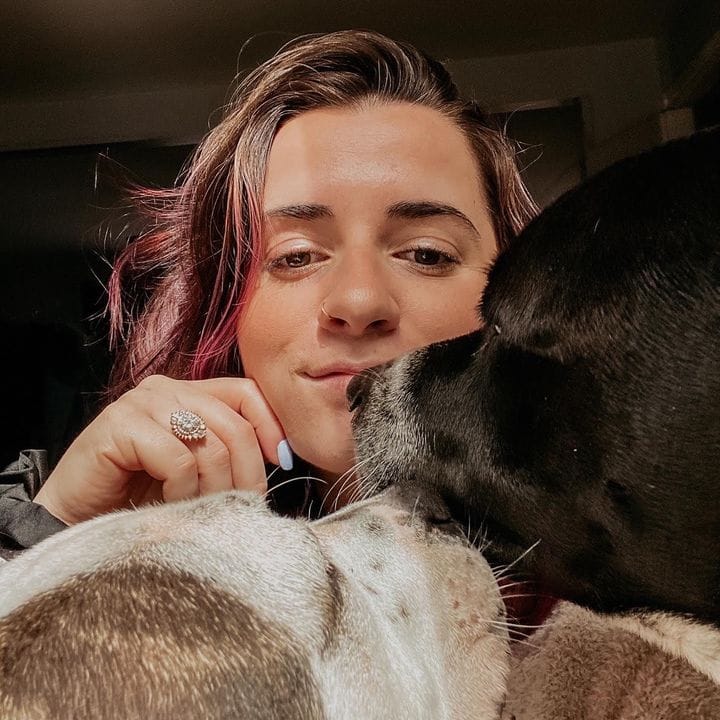 Chelsea, Dogs influencer in UK