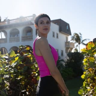 ellie bernstein, Yoga & Meditation influencer in Australia